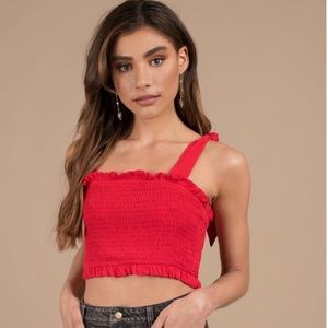 ✭RED SMOCKED CROP TOP
